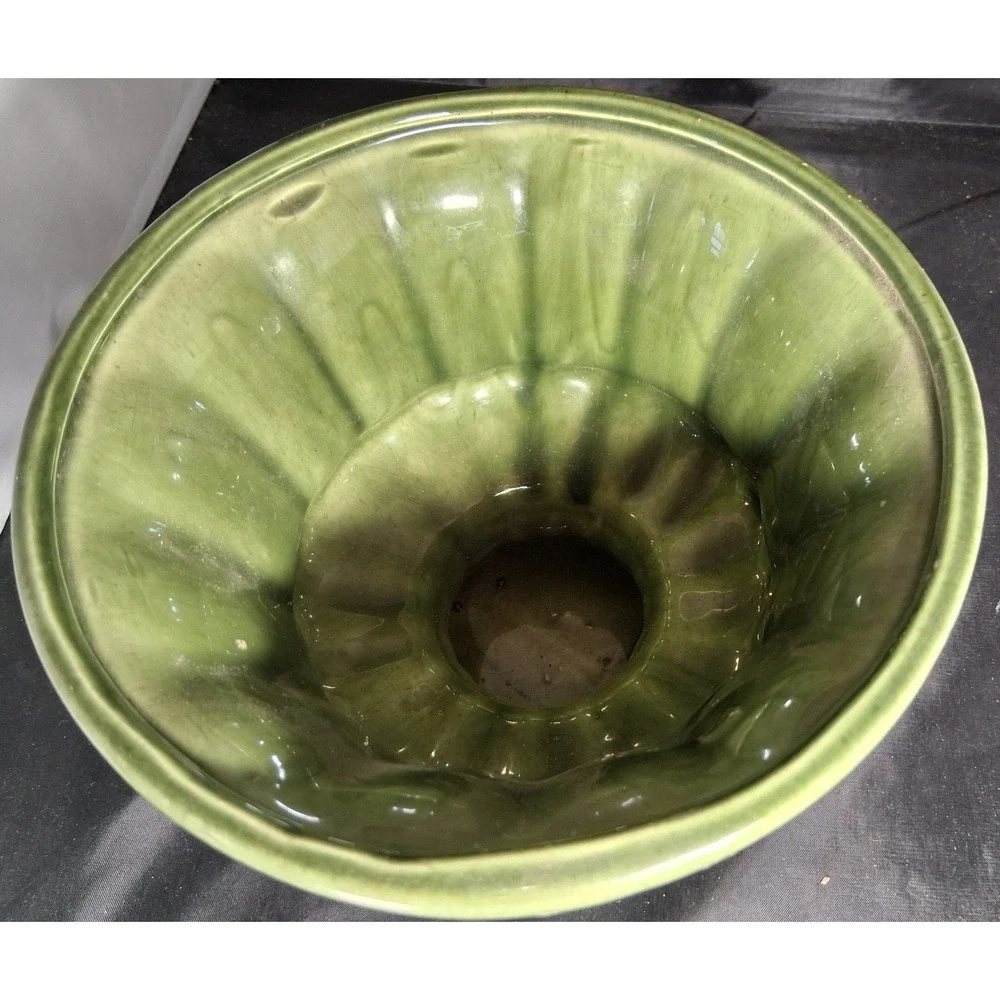 Vintage FTD Green Ceramic Pedestal Planter Urn Fluted Vase USA F-71